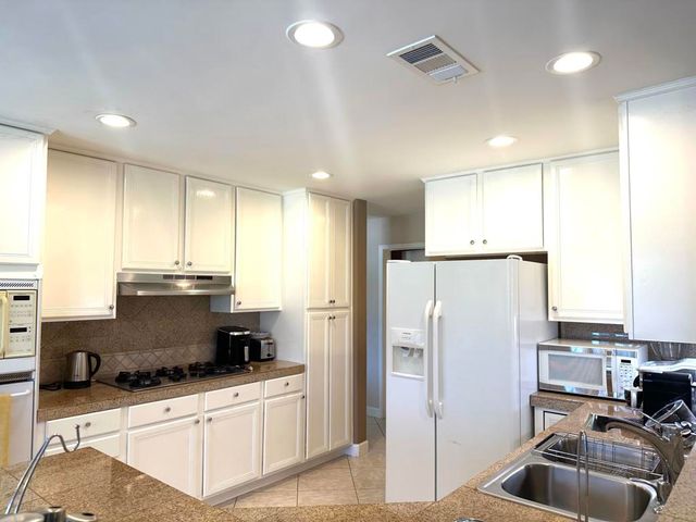 76961 Sheffield Court, Palm Desert, CA 92211