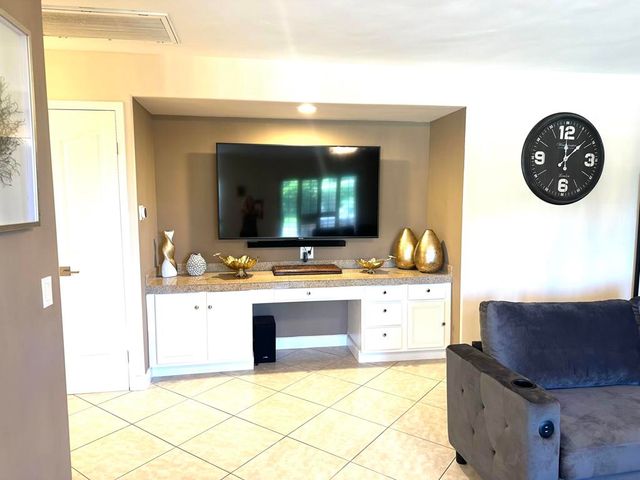 76961 Sheffield Court, Palm Desert, CA 92211