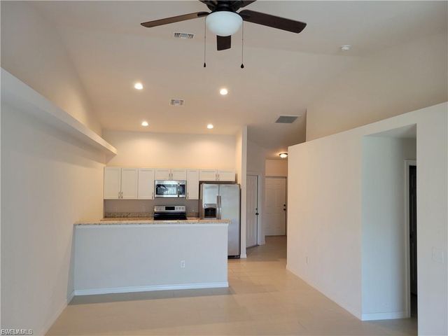 903 Mohawk PKWY, Cape Coral, FL 33914