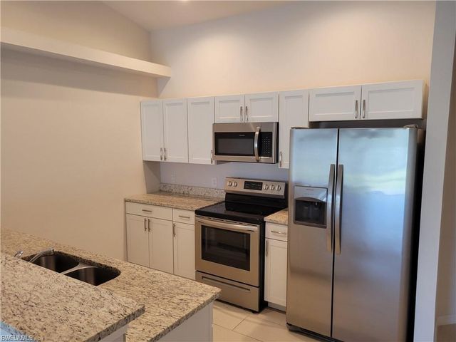 903 Mohawk PKWY, Cape Coral, FL 33914