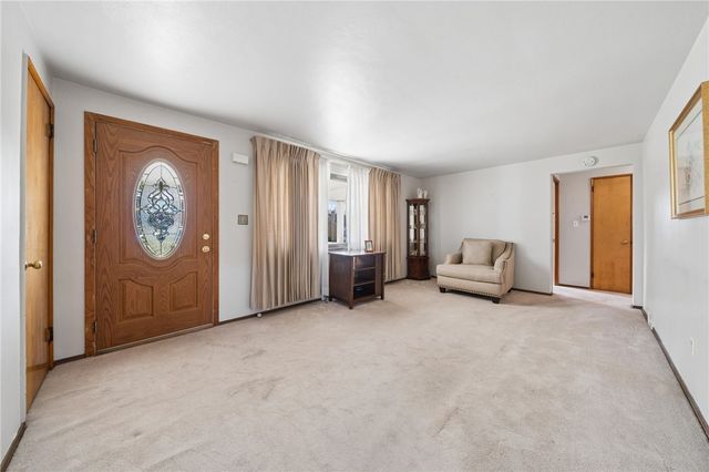 140 Keefer Dr, Penn Hills, PA 15235