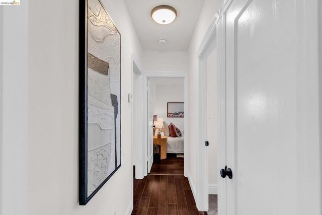 2907 Seminary Ave, Oakland, CA 94605