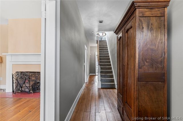 712 E Main Street, Madison, IN 47250