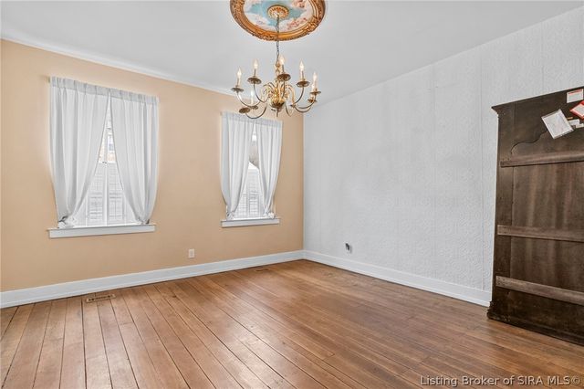 712 E Main Street, Madison, IN 47250