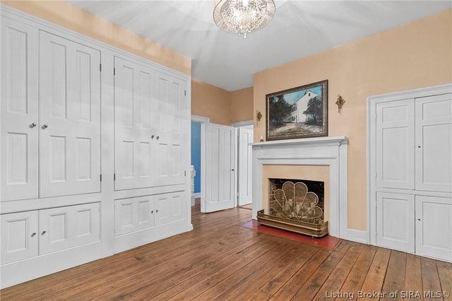 712 E Main Street, Madison, IN 47250