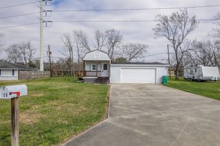 109 Queens Court A, Baytown, TX 77520