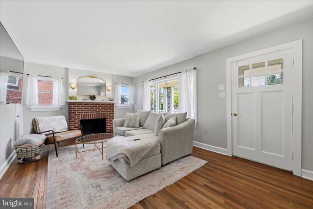 1315 E KING ST, Lancaster, PA 17602