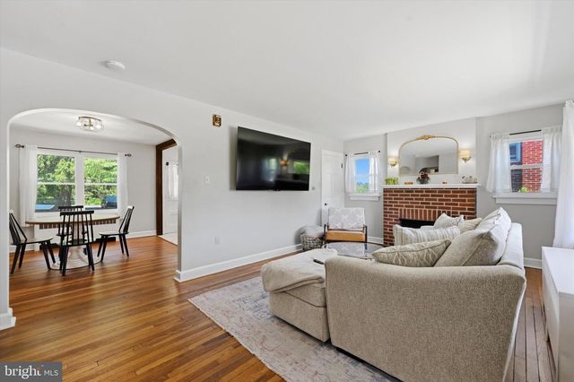 1315 E KING ST, Lancaster, PA 17602