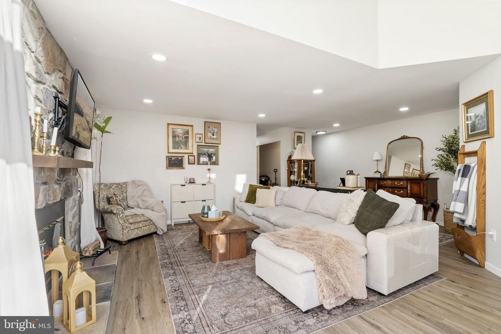363 GREEN MEADOW LN, HORSHAM, PA 19044 — photo 5