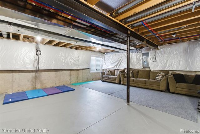 4145 Ash Tree Lane, Howell, MI 48843