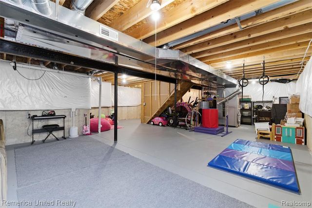 4145 Ash Tree Lane, Howell, MI 48843