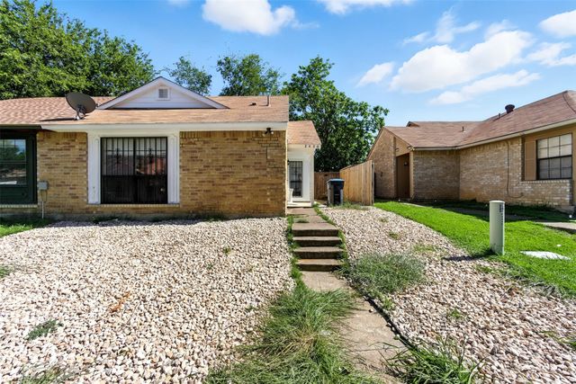 2436 Limestone Drive, Arlington, TX 76014