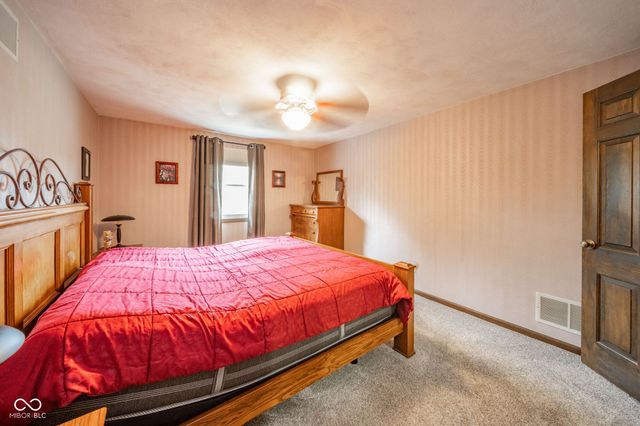 27 S Lansdown Way, Anderson, IN 46012
