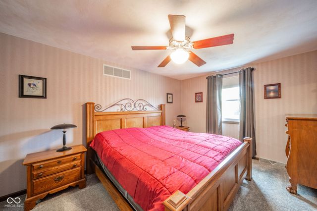 27 S Lansdown Way, Anderson, IN 46012