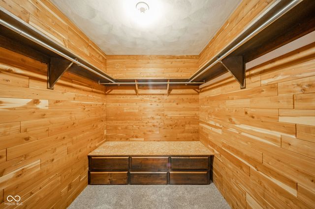 27 S Lansdown Way, Anderson, IN 46012