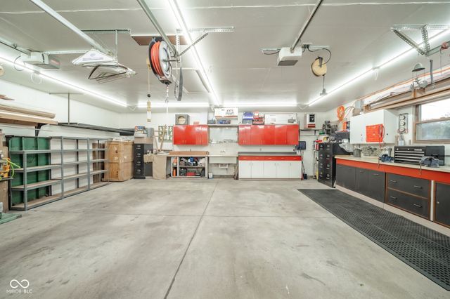 27 S Lansdown Way, Anderson, IN 46012