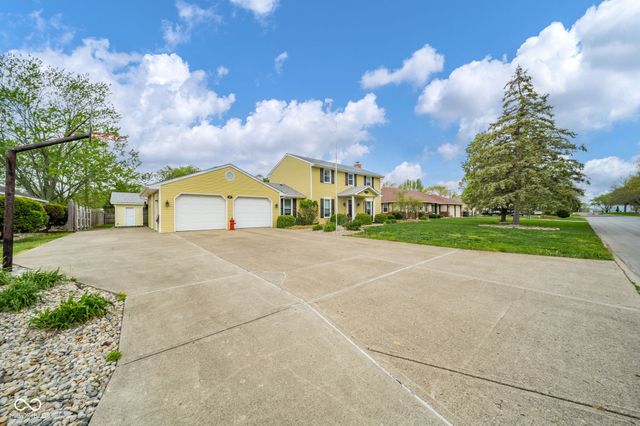27 S Lansdown Way, Anderson, IN 46012