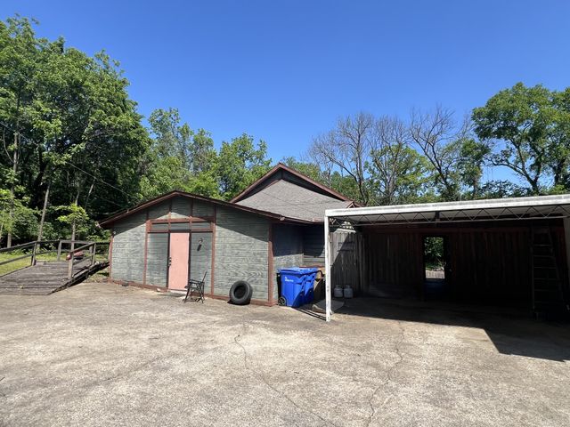827 Wren Rd, Goodlettsville, TN 37072