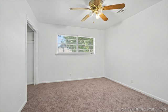 8512 E 24th Place, Tulsa, OK 74129