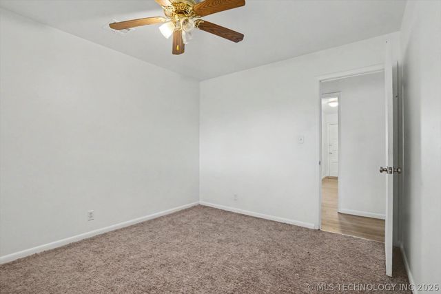 8512 E 24th Place, Tulsa, OK 74129