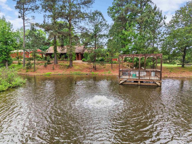 2300 Holly Road, Gilmer, TX 75644