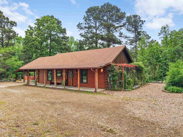 2300 Holly Road, Gilmer, TX 75644