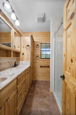 2300 Holly Road, Gilmer, TX 75644