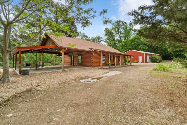 2300 Holly Road, Gilmer, TX 75644