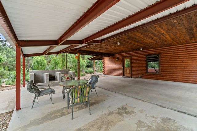 2300 Holly Road, Gilmer, TX 75644