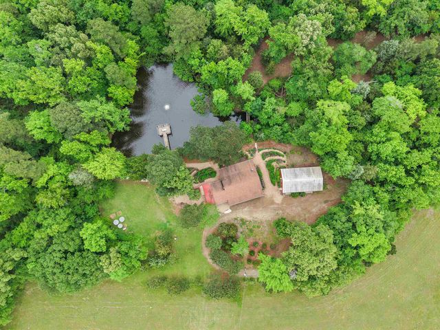 2300 Holly Road, Gilmer, TX 75644
