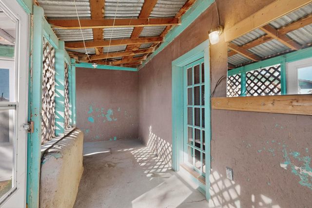 604 W Sanchez Street, Espanola, NM 87532