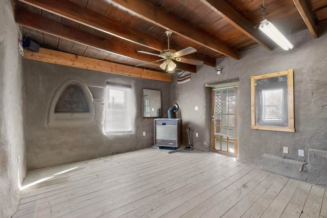 604 W Sanchez Street, Espanola, NM 87532