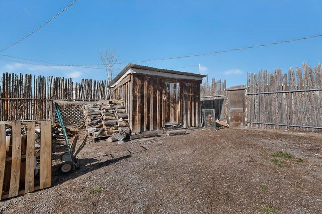 604 W Sanchez Street, Espanola, NM 87532