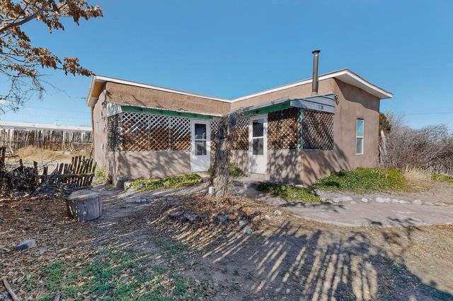 604 W Sanchez Street, Espanola, NM 87532