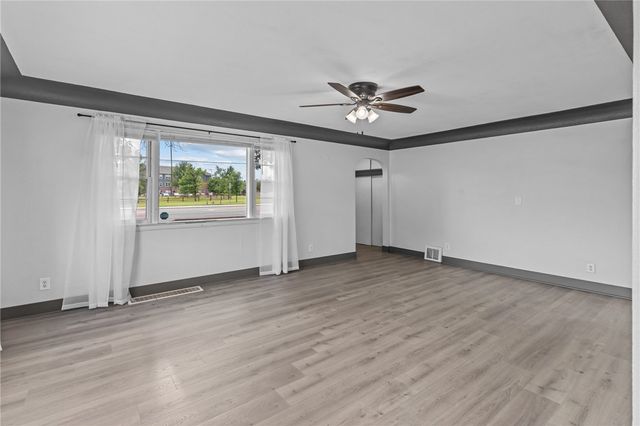 335 Wicks Lane, Billings, MT 59105
