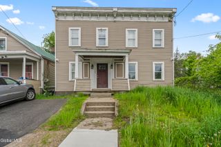 30 Campbell Ave, Troy, NY 12180