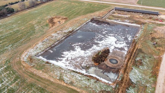 N5271 MADDEN ROAD, New London, WI 54961