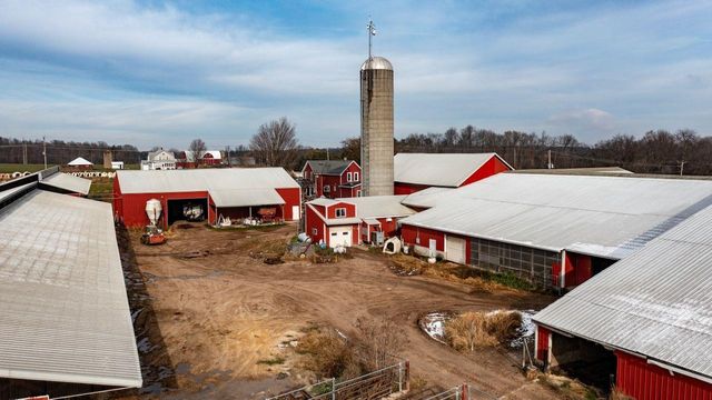 N5271 MADDEN ROAD, New London, WI 54961