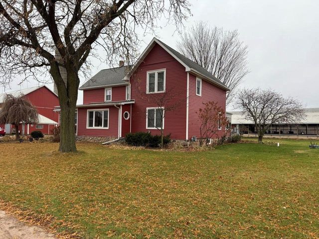N5271 MADDEN ROAD, New London, WI 54961