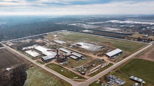 N5271 MADDEN ROAD, New London, WI 54961