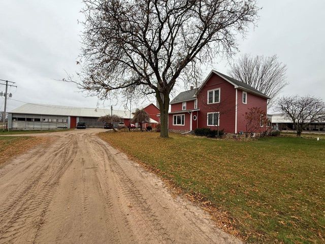 N5271 MADDEN ROAD, New London, WI 54961