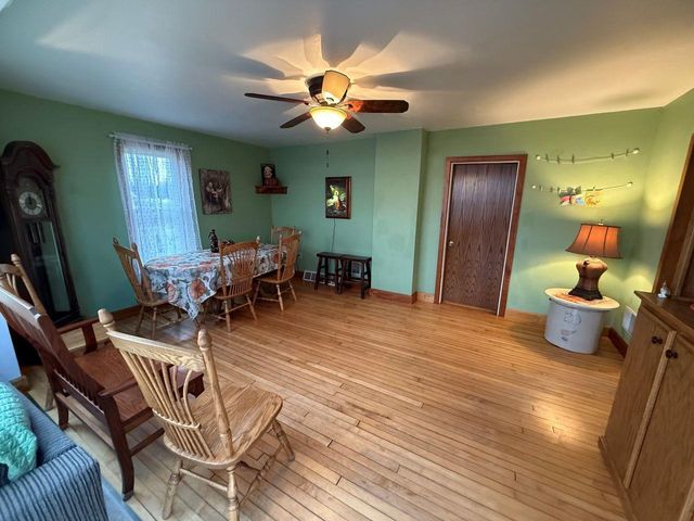 N5271 MADDEN ROAD, New London, WI 54961