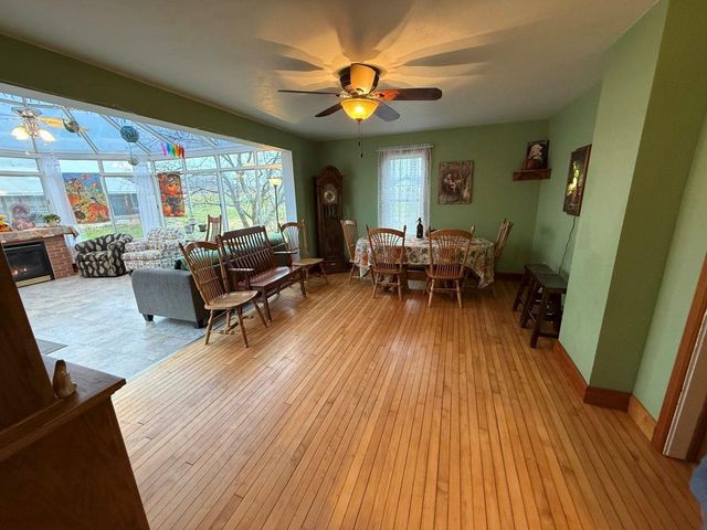 N5271 MADDEN ROAD, New London, WI 54961