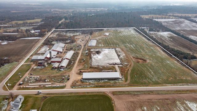 N5271 MADDEN ROAD, New London, WI 54961