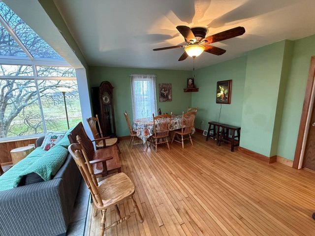 N5271 MADDEN ROAD, New London, WI 54961