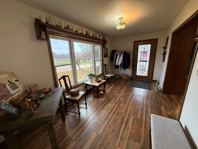 N5271 MADDEN ROAD, New London, WI 54961