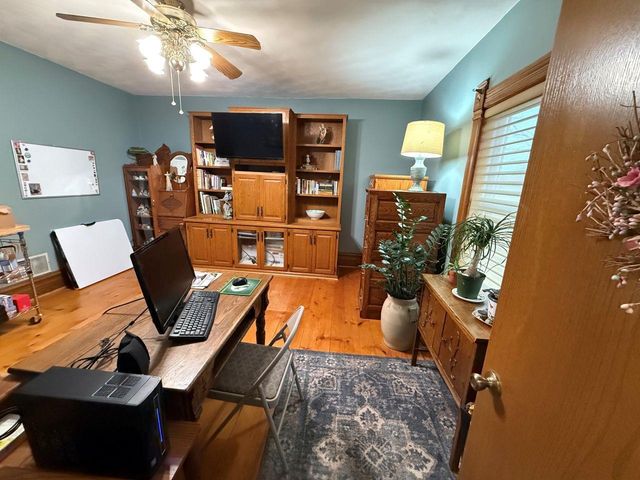 N5271 MADDEN ROAD, New London, WI 54961