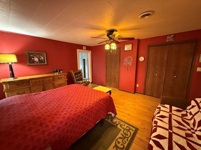 N5271 MADDEN ROAD, New London, WI 54961