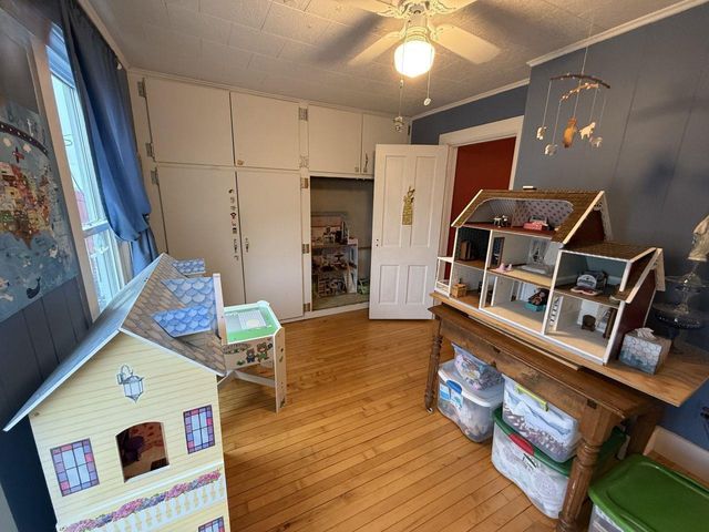 N5271 MADDEN ROAD, New London, WI 54961