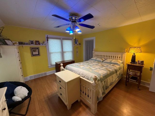 N5271 MADDEN ROAD, New London, WI 54961